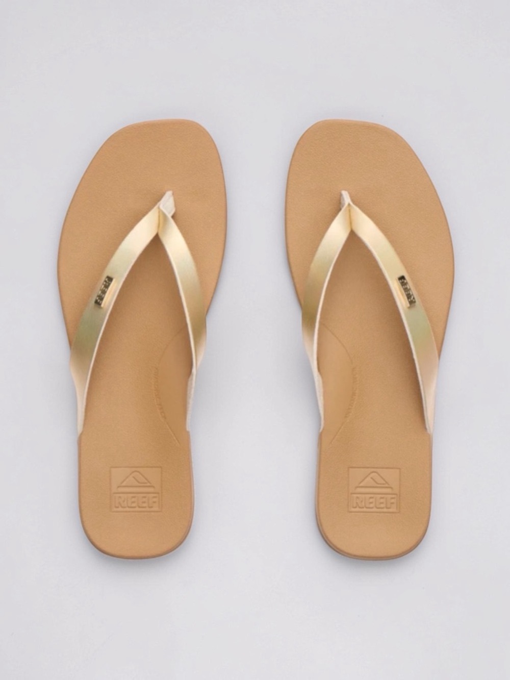 Reef Women's Cushion Court Flip Flops Iridescent Gold Sandals Size 9